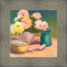 Load image into Gallery viewer, Fresh Cut Roses