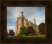 Load image into Gallery viewer, Logan Utah Temple House on a Hill