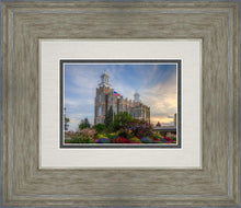 Load image into Gallery viewer, Logan Utah Temple Mountain of God