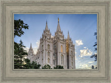 Load image into Gallery viewer, Salt Lake City Utah Temple Rays of Light