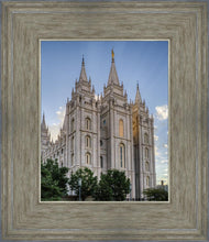 Load image into Gallery viewer, Salt Lake City Utah Temple Rays of Light Portrait
