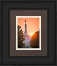 Load image into Gallery viewer, Spokane Sun Vertical