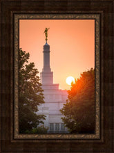 Load image into Gallery viewer, Spokane Sun Vertical