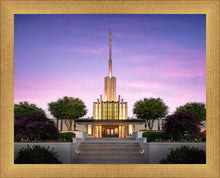 Load image into Gallery viewer, Atlanta Crescent Moon