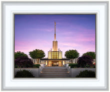 Load image into Gallery viewer, Atlanta Crescent Moon