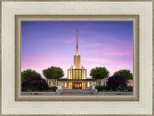 Load image into Gallery viewer, Atlanta Crescent Moon
