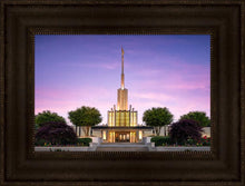 Load image into Gallery viewer, Atlanta Crescent Moon