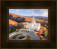 Load image into Gallery viewer, Bountiful - Winter Meets Fall