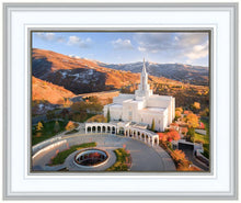 Load image into Gallery viewer, Bountiful - Winter Meets Fall