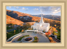 Load image into Gallery viewer, Bountiful - Winter Meets Fall