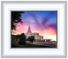 Load image into Gallery viewer, Bountiful Light