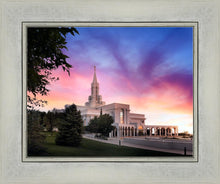 Load image into Gallery viewer, Bountiful Light