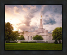 Load image into Gallery viewer, Stormy Columbus