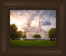 Load image into Gallery viewer, Stormy Columbus