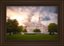 Load image into Gallery viewer, Stormy Columbus