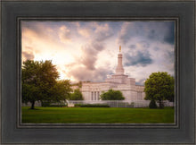 Load image into Gallery viewer, Stormy Columbus