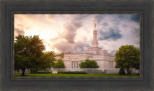 Load image into Gallery viewer, Stormy Columbus