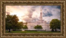 Load image into Gallery viewer, Stormy Columbus