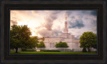 Load image into Gallery viewer, Stormy Columbus