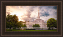 Load image into Gallery viewer, Stormy Columbus