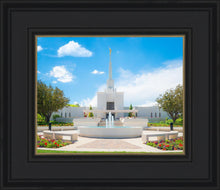 Load image into Gallery viewer, Denver Daytime Fountain