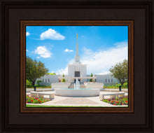 Load image into Gallery viewer, Denver Daytime Fountain