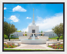 Load image into Gallery viewer, Denver Daytime Fountain