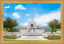 Load image into Gallery viewer, Denver Daytime Fountain