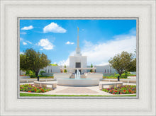 Load image into Gallery viewer, Denver Daytime Fountain