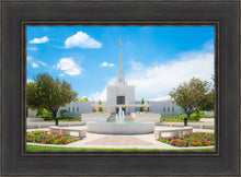 Load image into Gallery viewer, Denver Daytime Fountain