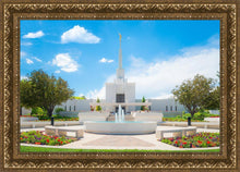 Load image into Gallery viewer, Denver Daytime Fountain