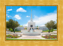 Load image into Gallery viewer, Denver Daytime Fountain