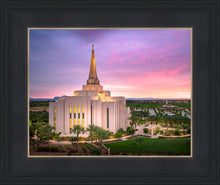 Load image into Gallery viewer, Gilbert Pink Sunrise