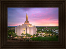 Load image into Gallery viewer, Gilbert Pink Sunrise