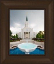 Load image into Gallery viewer, Houston Stormy Fountain