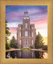 Load image into Gallery viewer, Logan Front