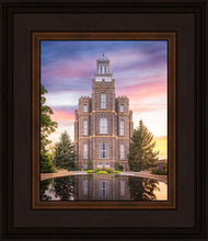 Load image into Gallery viewer, Logan Front