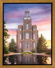 Load image into Gallery viewer, Logan Front