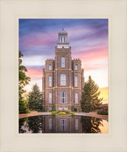 Load image into Gallery viewer, Logan Front