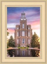 Load image into Gallery viewer, Logan Front