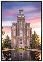 Load image into Gallery viewer, Logan Front