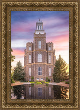 Load image into Gallery viewer, Logan Front