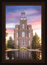 Load image into Gallery viewer, Logan Front