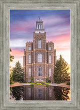 Load image into Gallery viewer, Logan Front