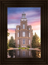 Load image into Gallery viewer, Logan Front