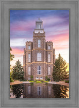Load image into Gallery viewer, Logan Front