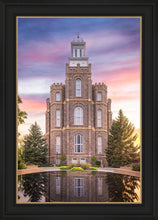 Load image into Gallery viewer, Logan Front