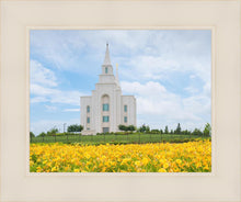 Load image into Gallery viewer, Blue and Gold Kansas City