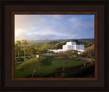 Load image into Gallery viewer, Laie Island Glow