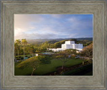 Load image into Gallery viewer, Laie Island Glow